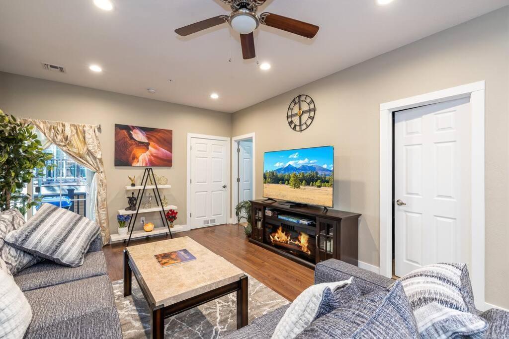 Luxury Home Downtown Nau Route 66 Snowbowl Φλάγκσταφ Εξωτερικό φωτογραφία